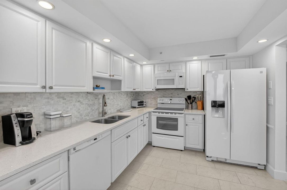 05 Kitchen
