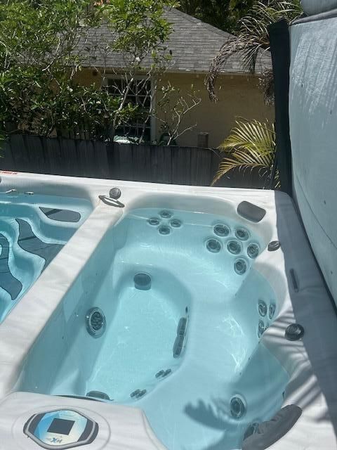 Jacuzzi jets