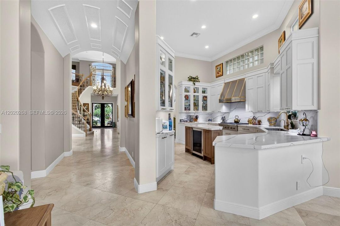 For Sale: $3,799,000 (4 beds, 5 baths, 4465 Square Feet)