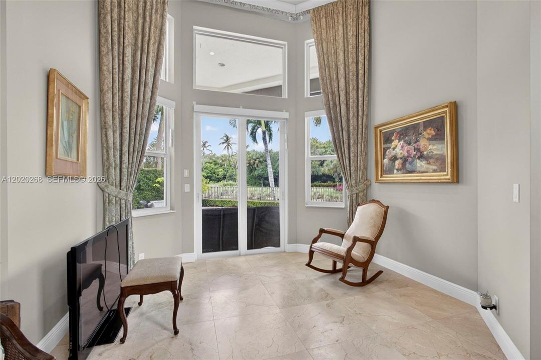 For Sale: $3,799,000 (4 beds, 5 baths, 4465 Square Feet)