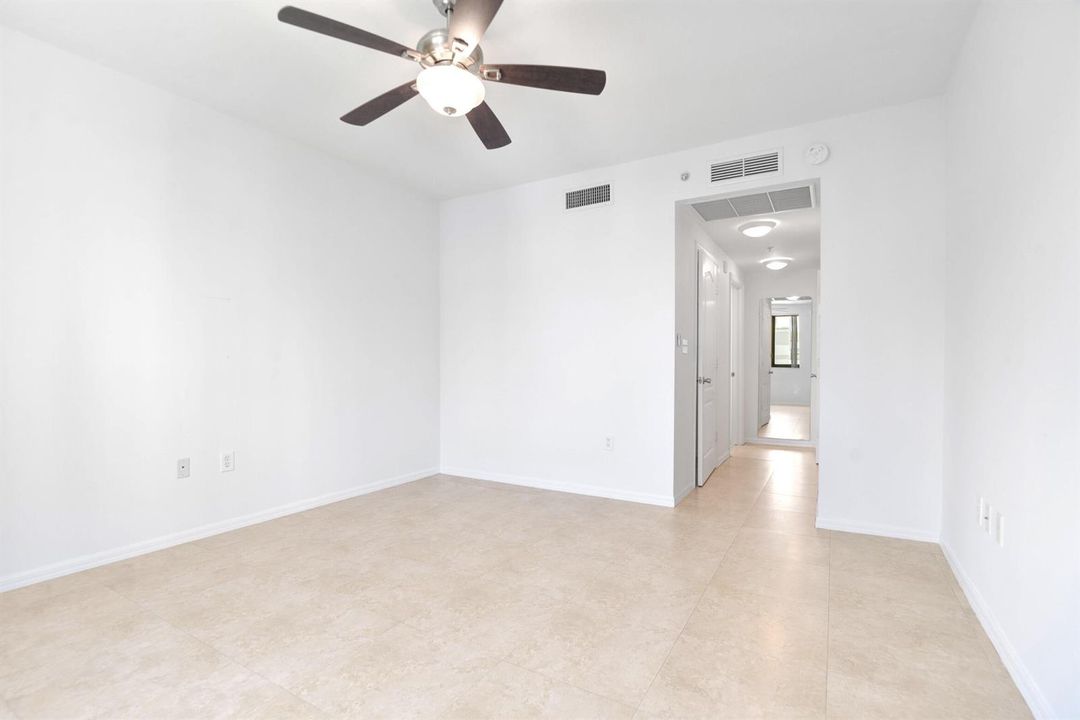 110 N Federal Hwy 734 Fort Lauderdale -5