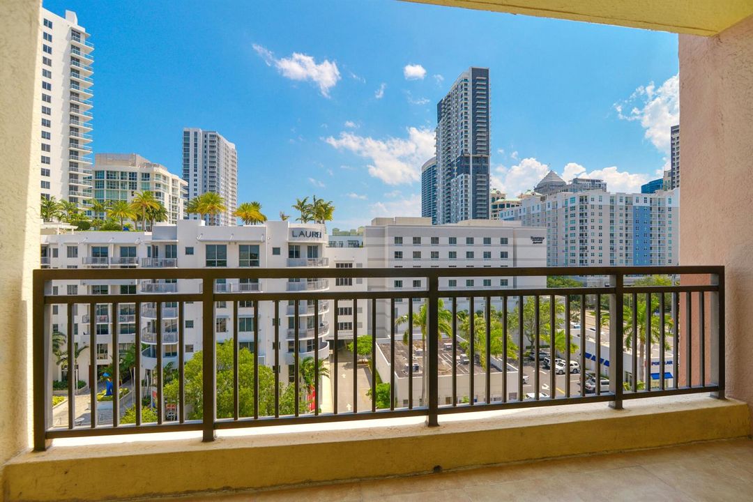 110 N Federal Hwy 734 Fort Lauderdale -5