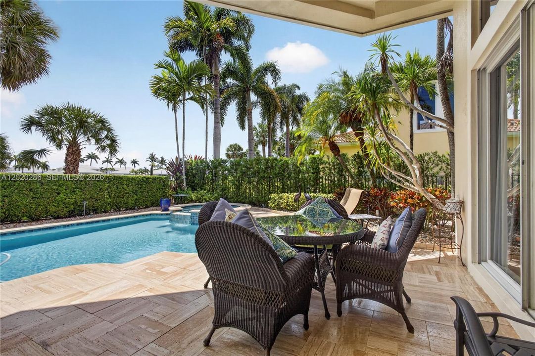 For Sale: $3,799,000 (4 beds, 5 baths, 4465 Square Feet)