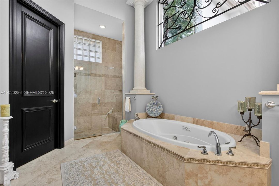 For Sale: $3,799,000 (4 beds, 5 baths, 4465 Square Feet)