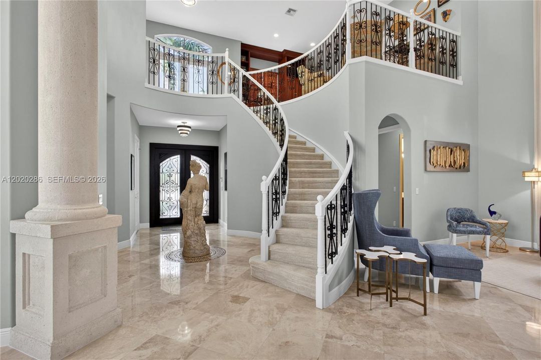 For Sale: $3,799,000 (4 beds, 5 baths, 4465 Square Feet)