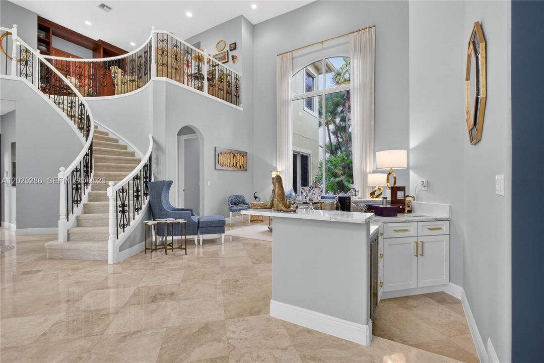For Sale: $3,799,000 (4 beds, 5 baths, 4465 Square Feet)