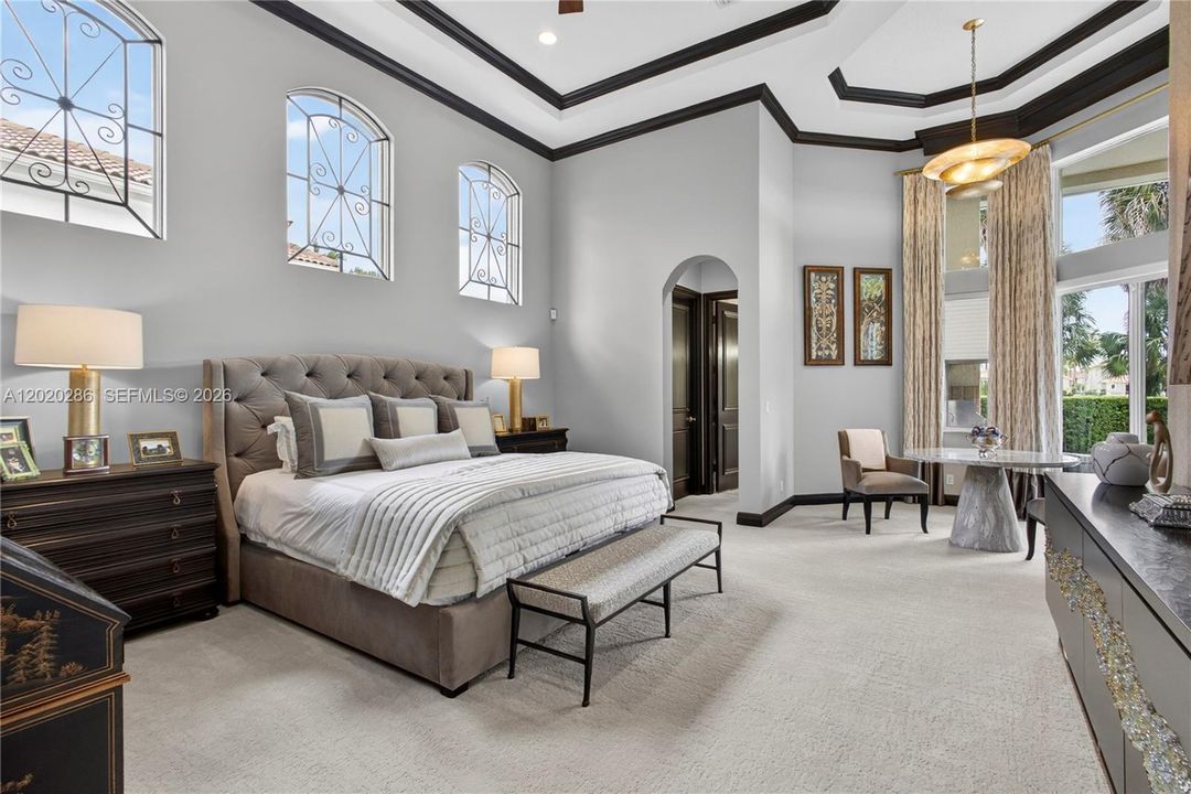 For Sale: $3,799,000 (4 beds, 5 baths, 4465 Square Feet)