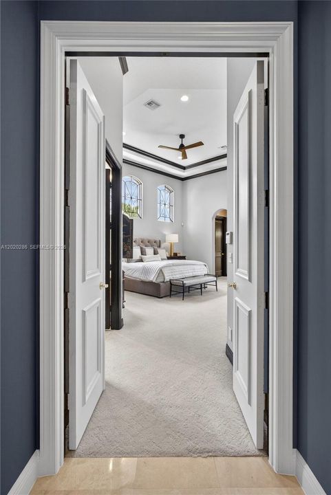 For Sale: $3,799,000 (4 beds, 5 baths, 4465 Square Feet)