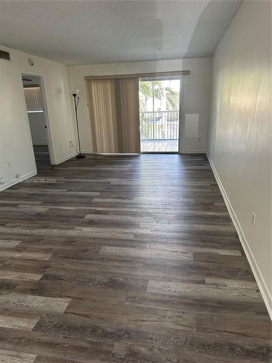 En Venta: $169,000 (1 camas, 1 baños, 830 Pies cuadrados)