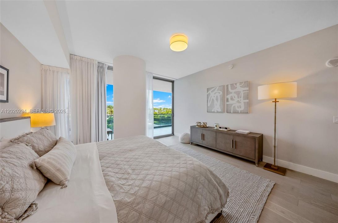For Rent: $19,900 (2 beds, 2 baths, 1704 Square Feet)