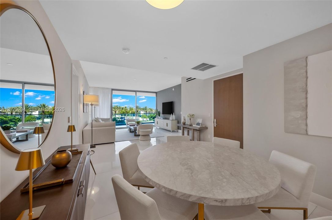 For Rent: $19,900 (2 beds, 2 baths, 1704 Square Feet)
