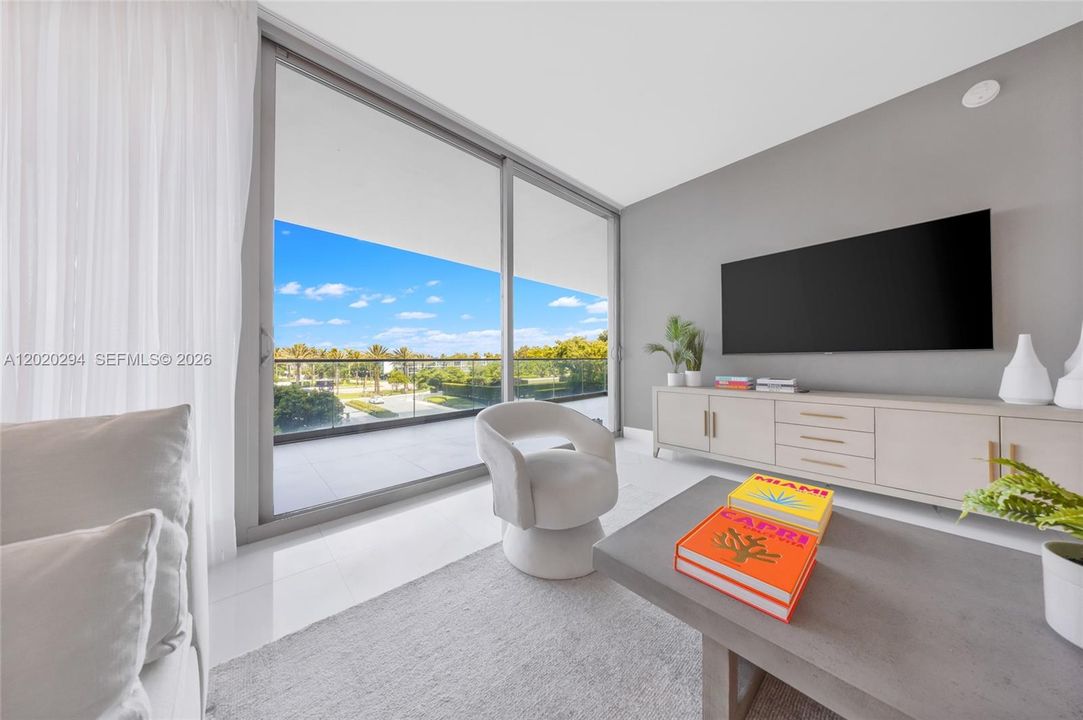 For Rent: $19,900 (2 beds, 2 baths, 1704 Square Feet)