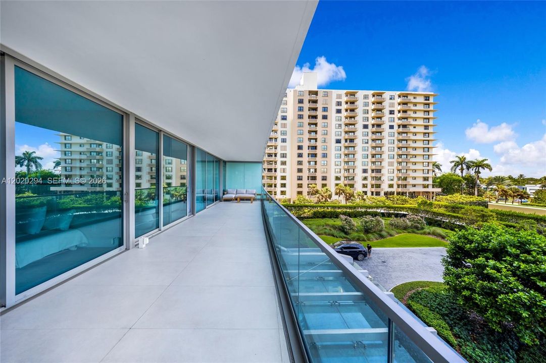 For Rent: $19,900 (2 beds, 2 baths, 1704 Square Feet)