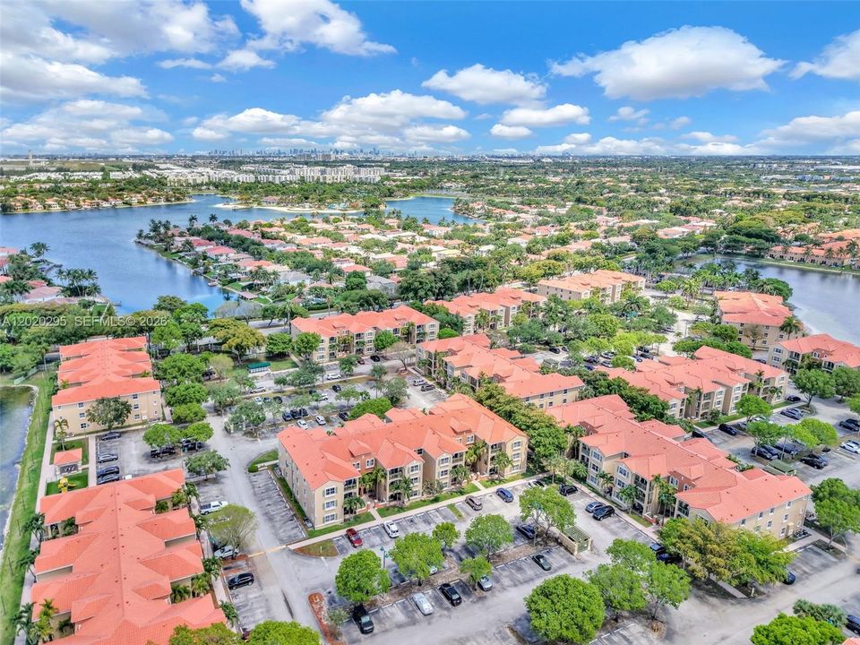На продажу: $429,000 (3 спален, 2 ванн, 1464 Квадратных фут)