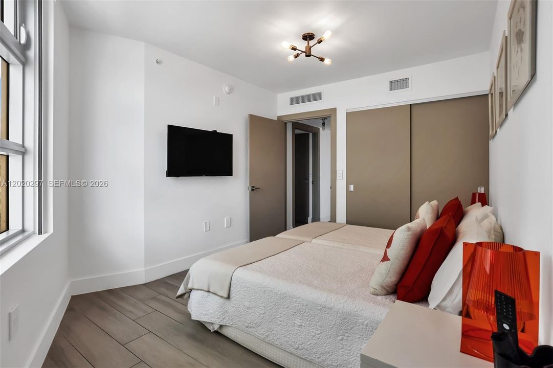For Rent: $9,000 (3 beds, 3 baths, 1538 Square Feet)