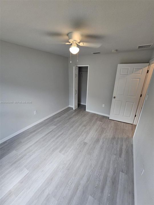 For Rent: $1,550 (3 beds, 2 baths, 1272 Square Feet)