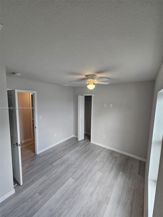 For Rent: $1,550 (3 beds, 2 baths, 1272 Square Feet)