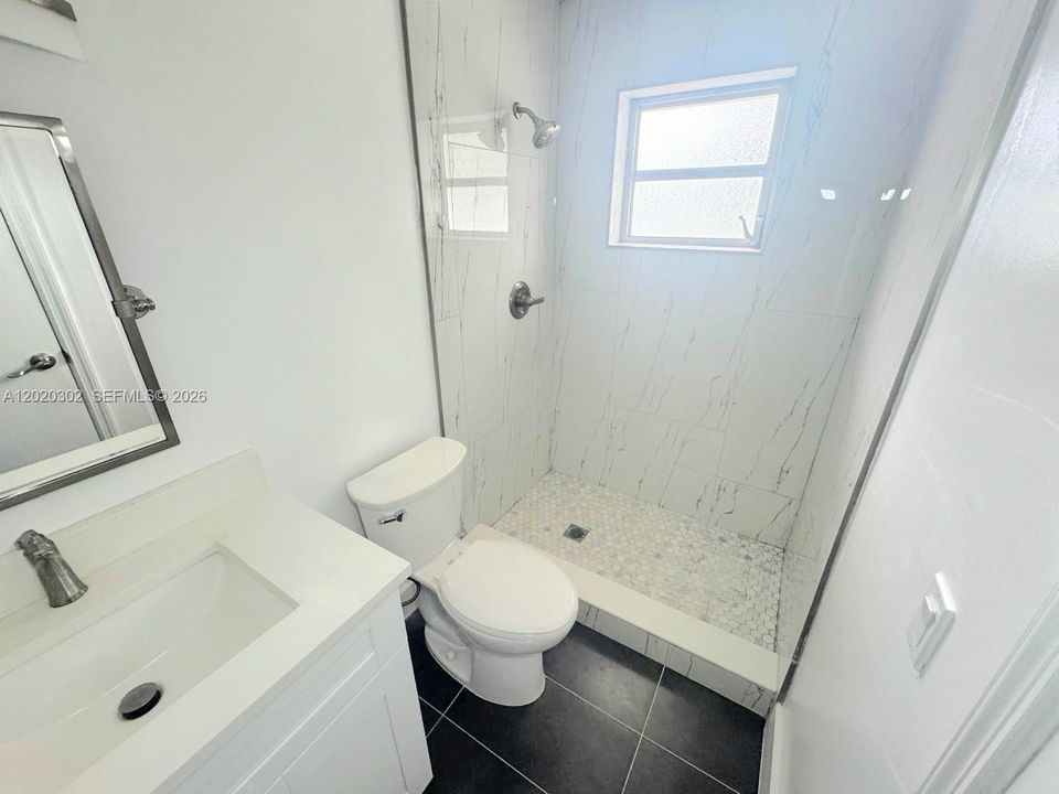 For Rent: $4,200 (3 beds, 2 baths, 2580 Square Feet)