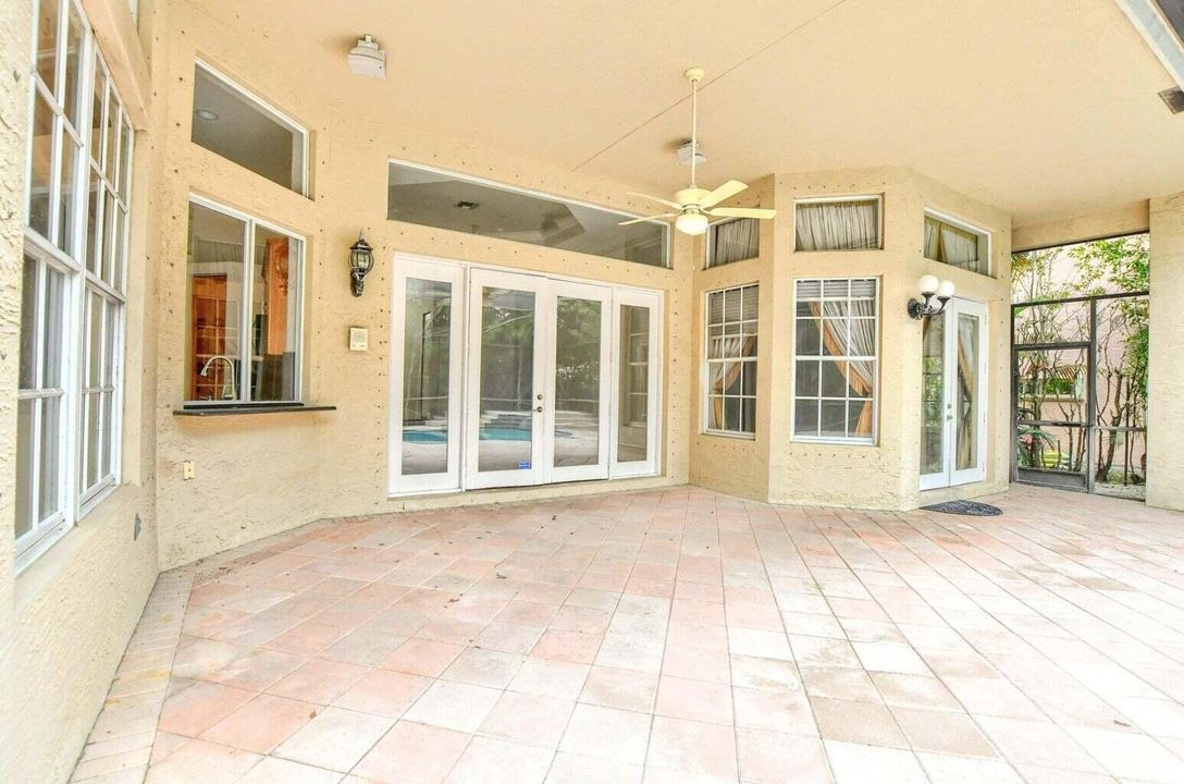 19474 Saturnia Lakes Drive