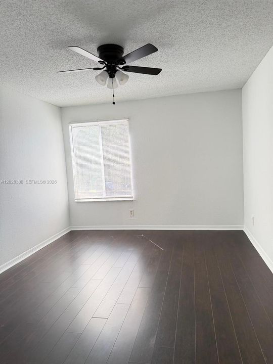 For Rent: $2,300 (2 beds, 2 baths, 1105 Square Feet)