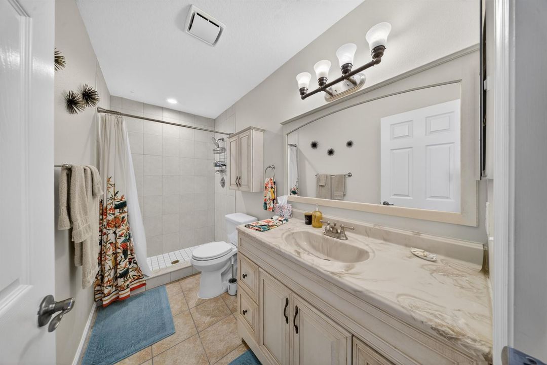 Primary Ensuite Bathroom
