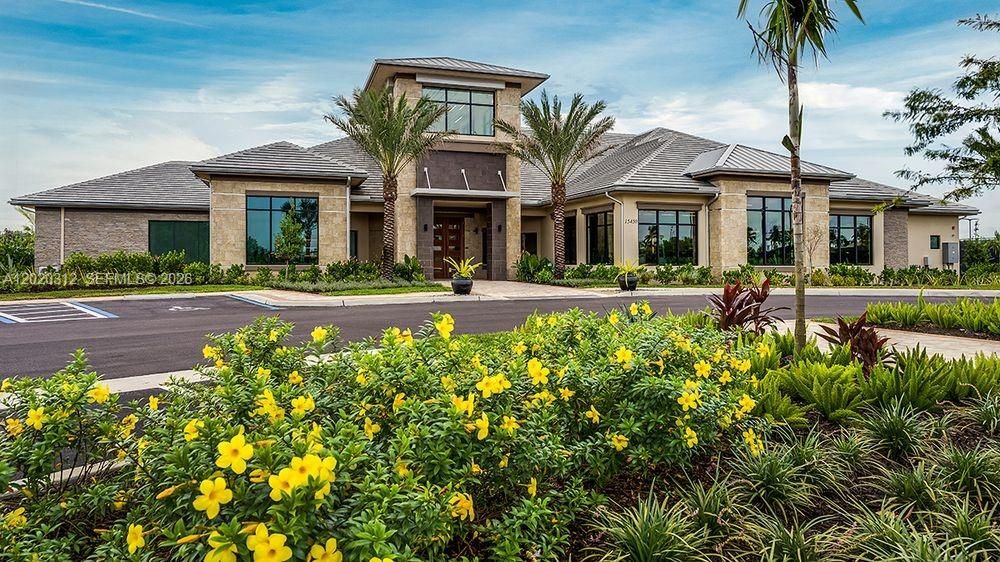 For Rent: $4,500 (3 beds, 3 baths, 2393 Square Feet)