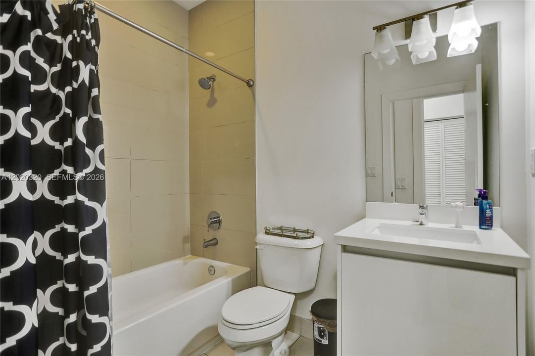 В аренду: $4,950 (4 спален, 3 ванн, 2043 Квадратных фут)