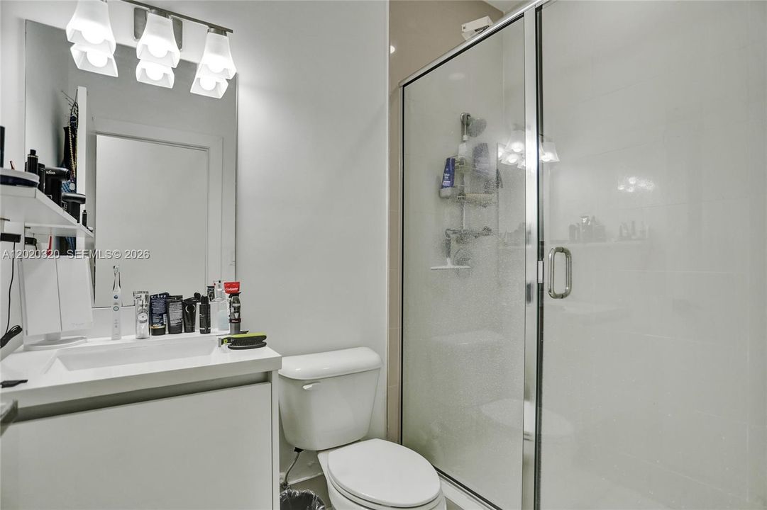 В аренду: $4,950 (4 спален, 3 ванн, 2043 Квадратных фут)