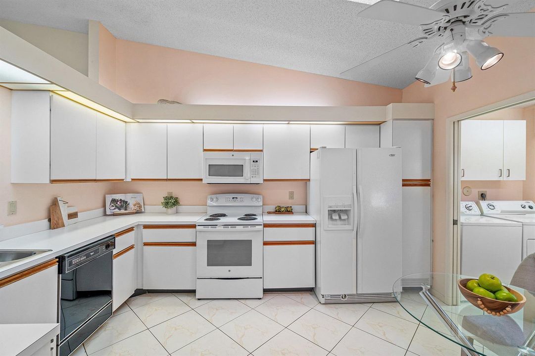 015-6123WaldwickCircle-DelrayBeach-FL-33
