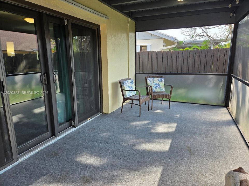 Activo con contrato: $397,500 (2 camas, 2 baños, 1516 Pies cuadrados)