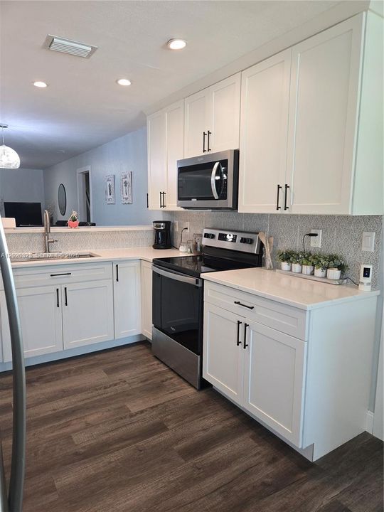 Activo con contrato: $397,500 (2 camas, 2 baños, 1516 Pies cuadrados)