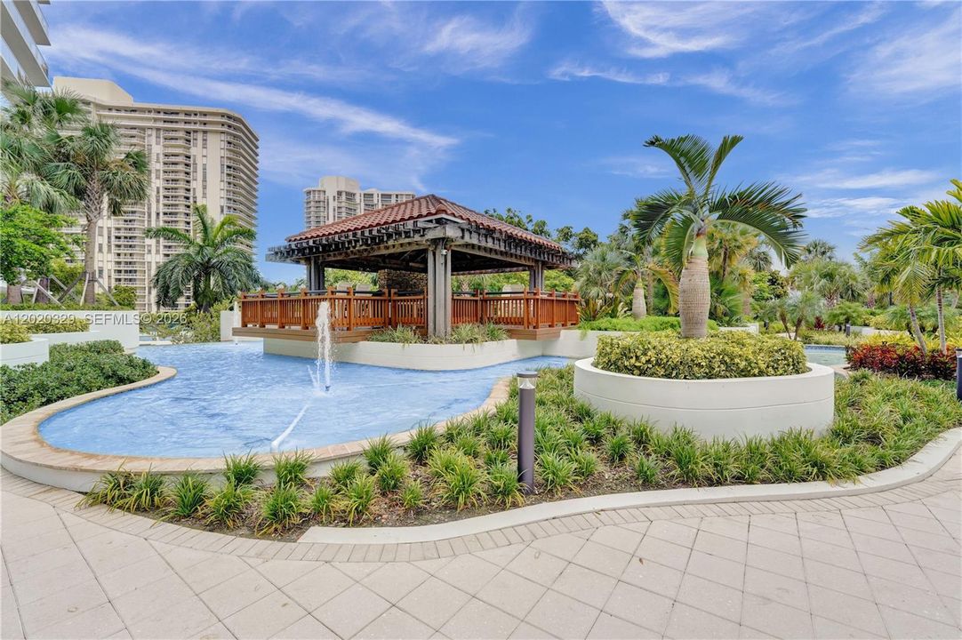 For Sale: $895,000 (2 beds, 2 baths, 1800 Square Feet)