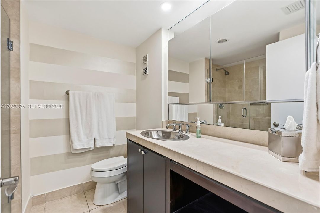 For Sale: $895,000 (2 beds, 2 baths, 1800 Square Feet)