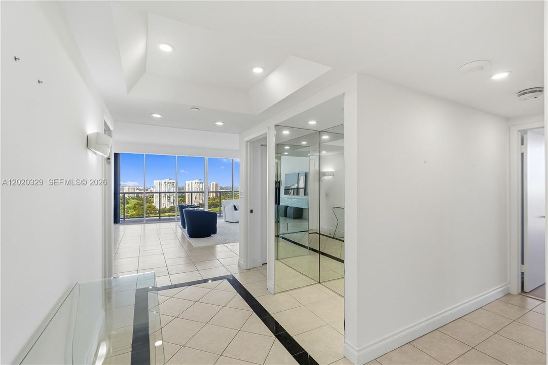 For Sale: $895,000 (2 beds, 2 baths, 1800 Square Feet)