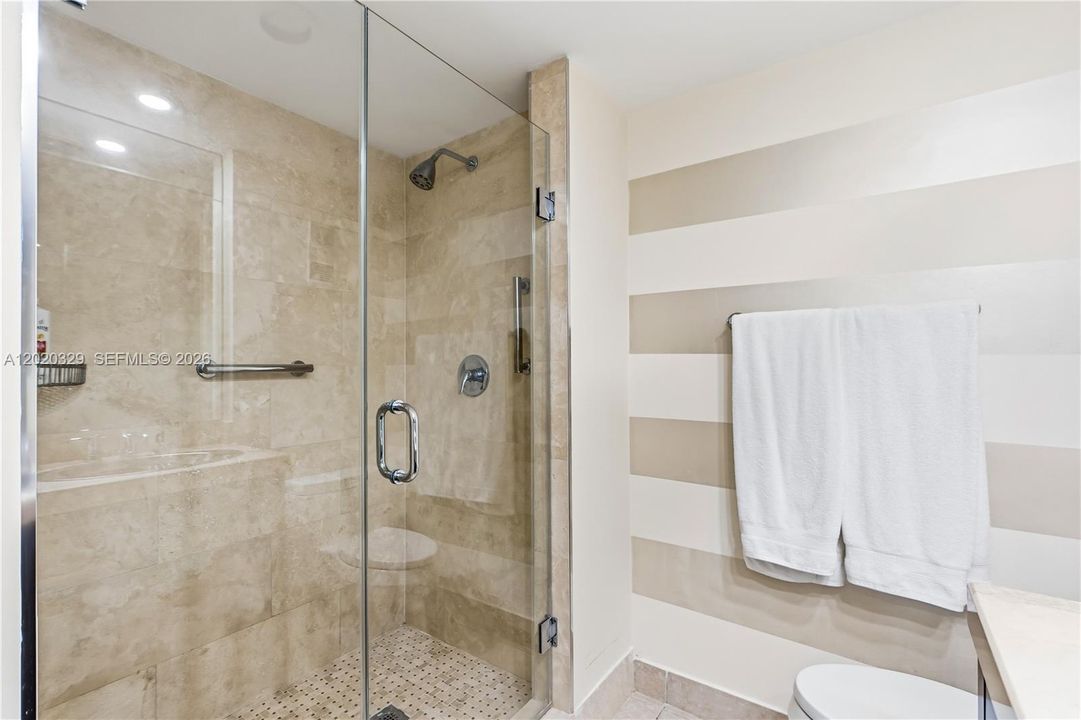For Sale: $895,000 (2 beds, 2 baths, 1800 Square Feet)