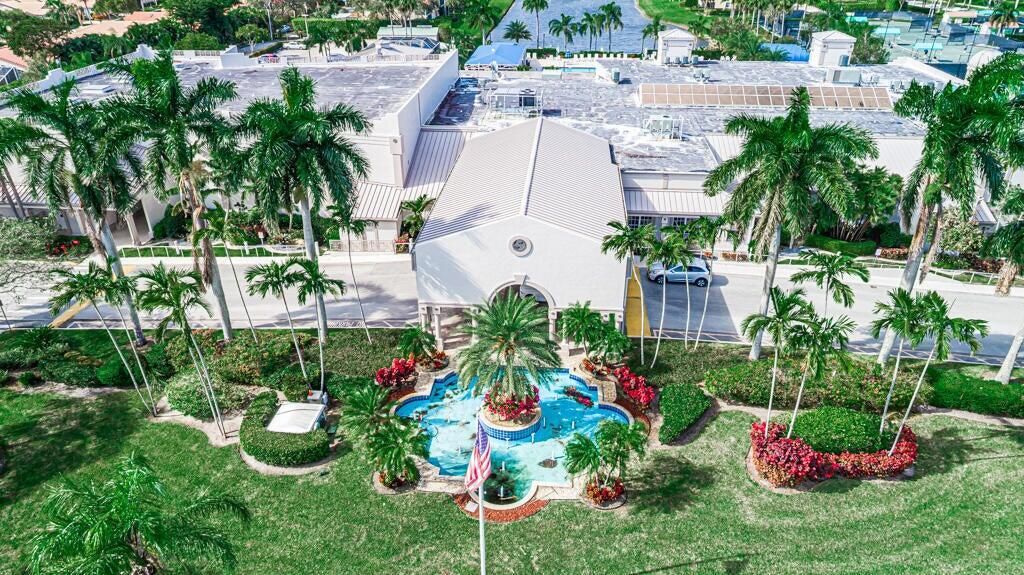 Clubhouse Aerial