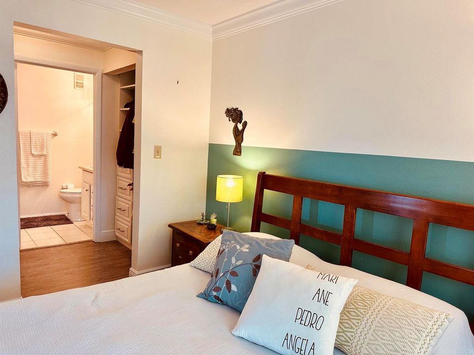 MASTER BEDROOM