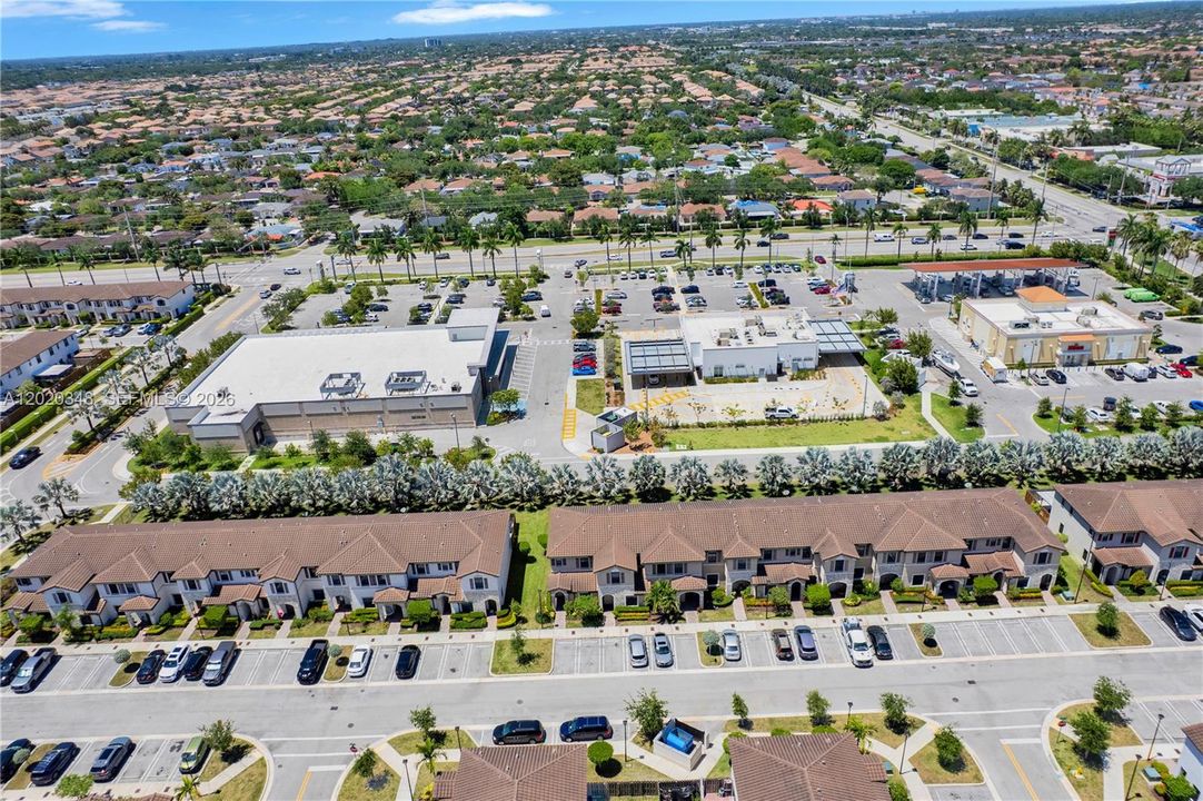 For Sale: $370,000 (3 beds, 2 baths, 1326 Square Feet)
