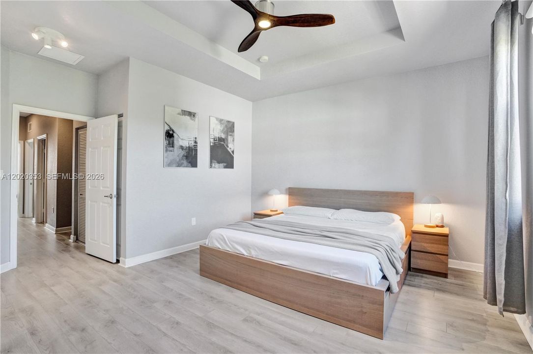 Active With Contract: $510,000 (3 beds, 2 baths, 1968 Square Feet)