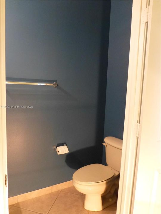 В аренду: $4,950 (4 спален, 2 ванн, 2285 Квадратных фут)