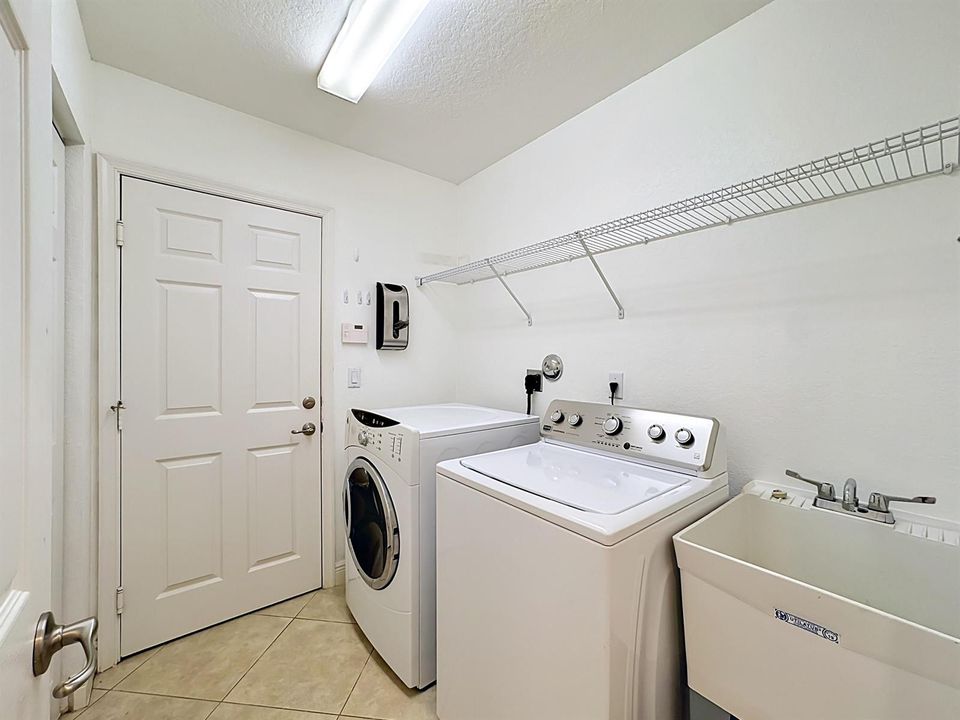 2045 Grey Falcon Circle SW-52