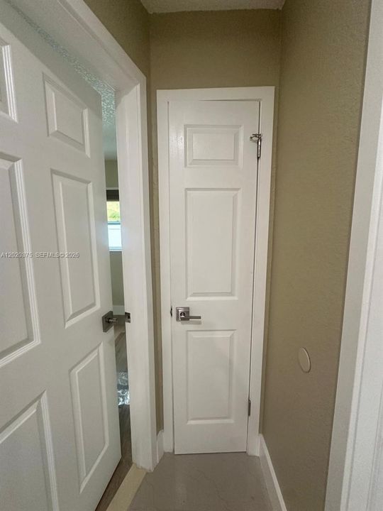 For Rent: $3,350 (3 beds, 2 baths, 1056 Square Feet)