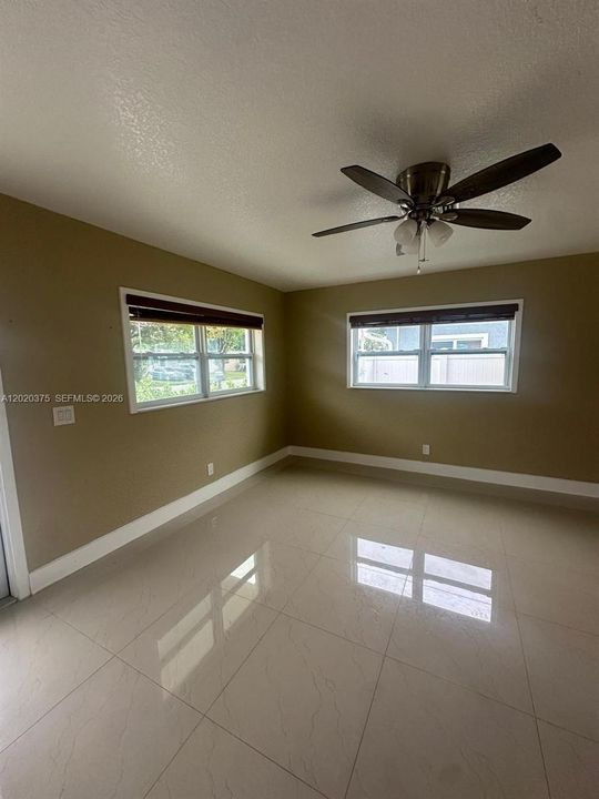For Rent: $3,350 (3 beds, 2 baths, 1056 Square Feet)