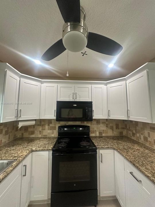 For Rent: $3,350 (3 beds, 2 baths, 1056 Square Feet)