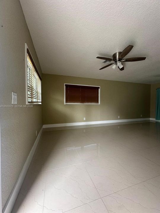 For Rent: $3,350 (3 beds, 2 baths, 1056 Square Feet)