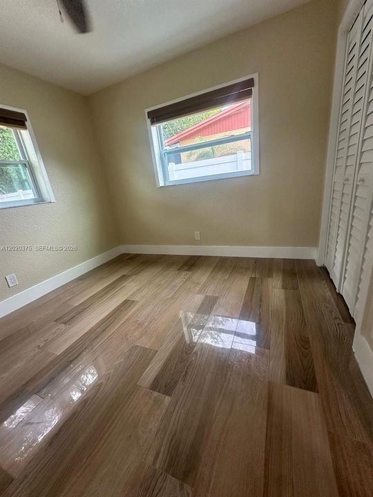 For Rent: $3,350 (3 beds, 2 baths, 1056 Square Feet)