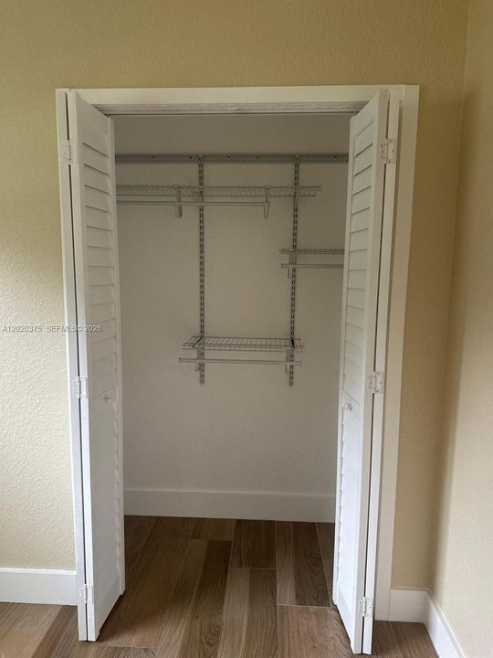 For Rent: $3,350 (3 beds, 2 baths, 1056 Square Feet)