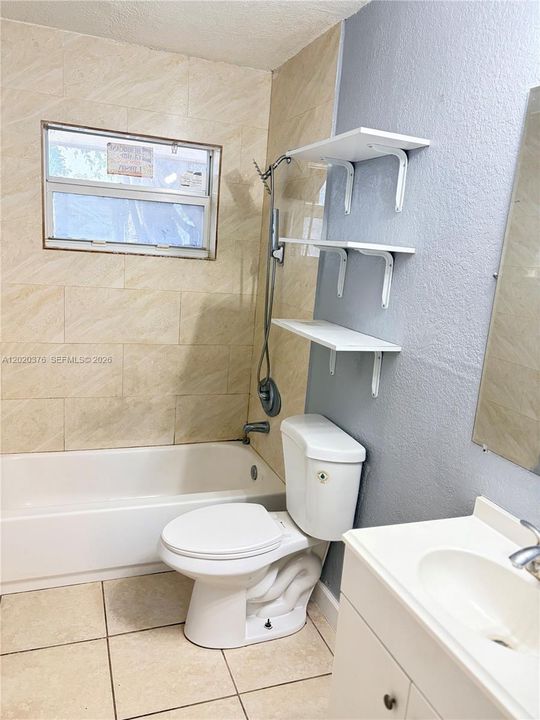 En Renta: $1,800 (2 camas, 1 baños, 940 Pies cuadrados)