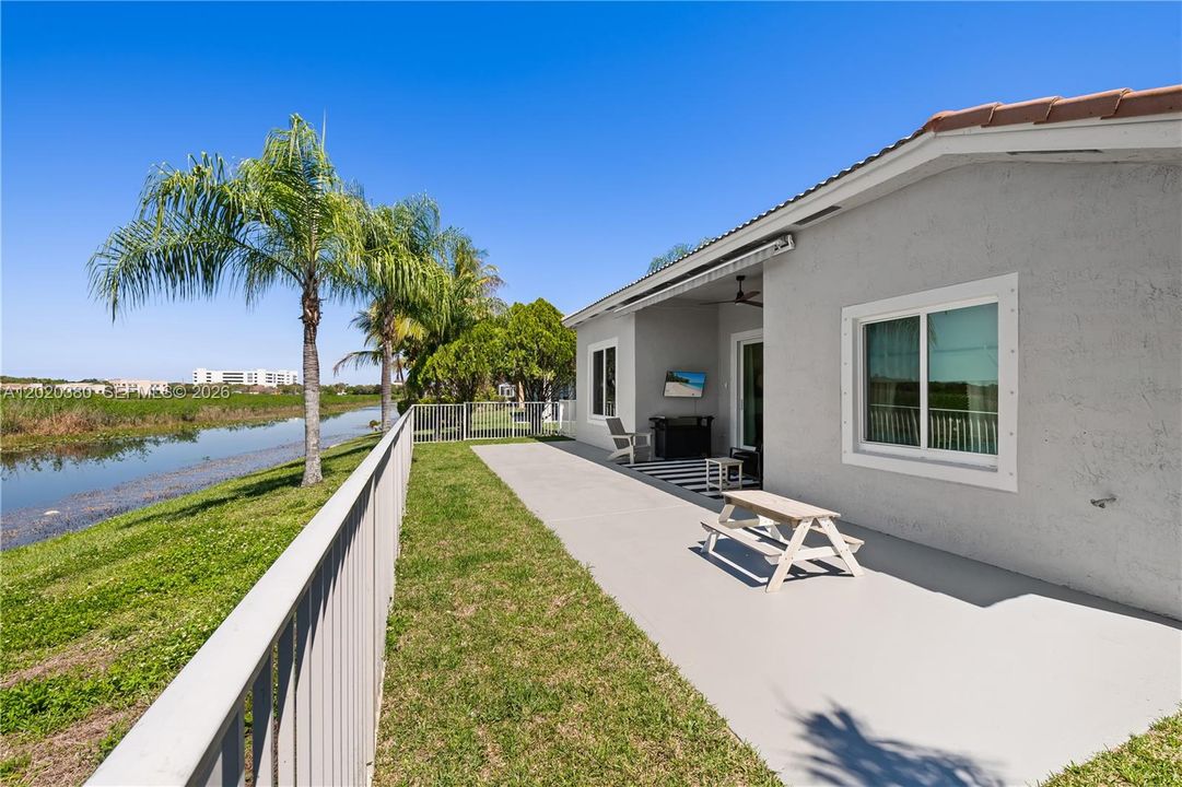 Active With Contract: $825,000 (4 beds, 3 baths, 2102 Square Feet)