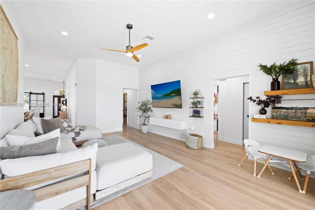 Active With Contract: $825,000 (4 beds, 3 baths, 2102 Square Feet)
